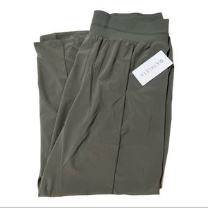 Athleta Nolita Wide Leg Pant NWT Mountain Olive 26 (Plus)​
